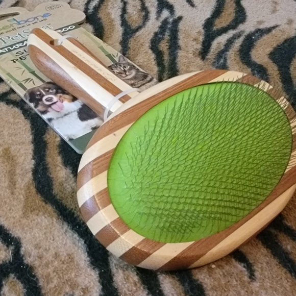 Dog or Cat Greenbone Natural Bamboo Slicker Pet Brush - Picture 3 of 3